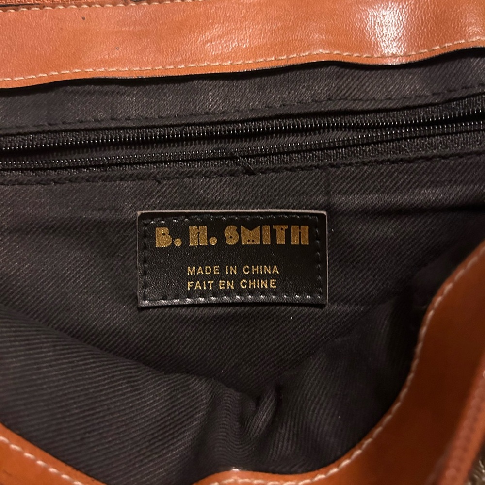 B.H. Smith Handbag - Picture 2 of 5